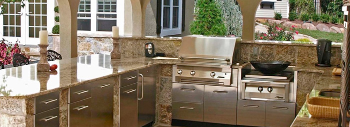 Outdoor Kitchens